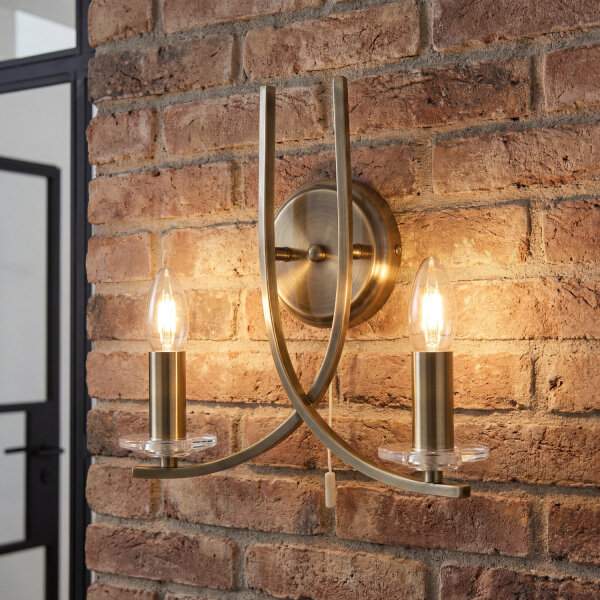 Moderne 2 flammige Wandleuchte antik messing