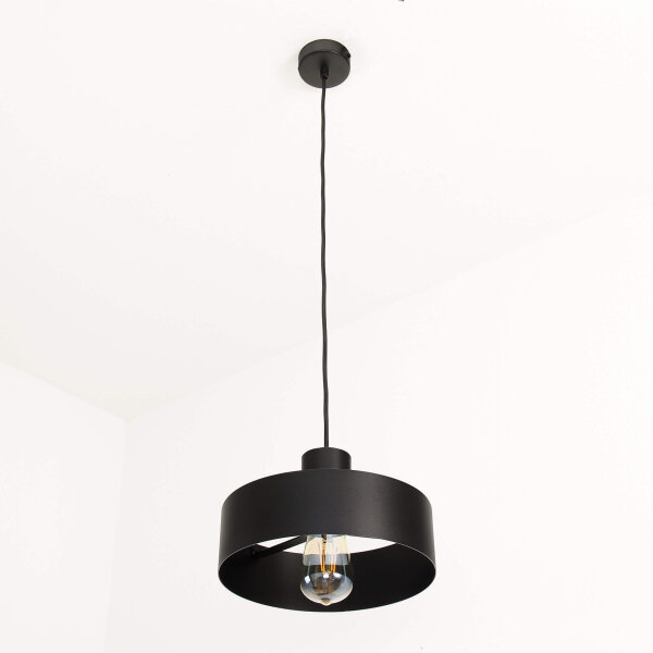 Stilvolle Pendellampe Schwarz Retro Schirmform