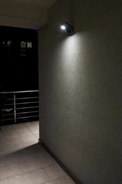 LED Außenleuchte IP54 in Silber 4100K 345lm WABEK