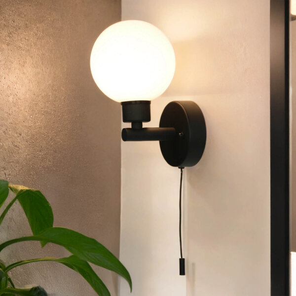 Lampe de salle de bain murale IP44 Noir Blanc G9 Interrupteur à tirette Abat-jour sphérique