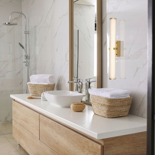 Applique LED salle de bain 63 cm IP44 verre métal doré