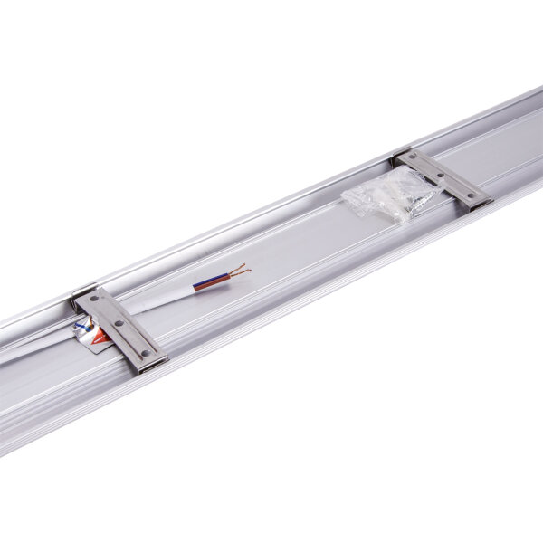 LED Deckenleuchte Weiß 120 cm lang flach IP42 4000 K