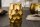 Beistelltisch Metall in Gold 30 x 30 cm Handarbeit