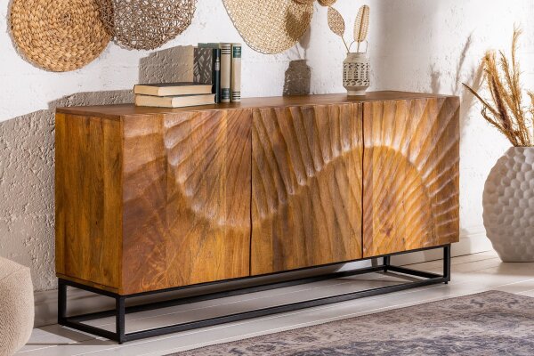 Buffet 140 cm de large bois de mangue fer à la main motif 3D