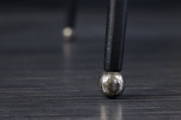 Couchtisch Metall in Silber Antik Schwarz Handarbeit