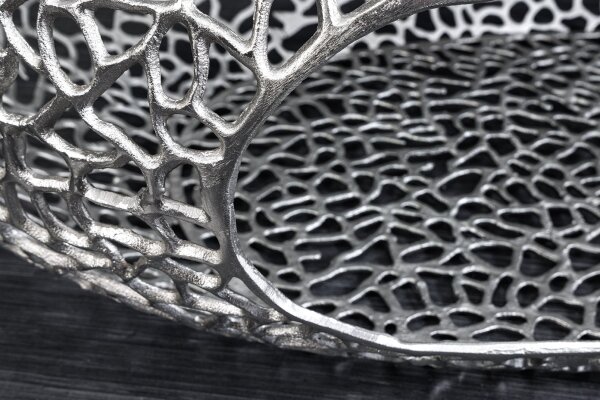 Table basse en métal argenté 119 x 66 cm artisanale