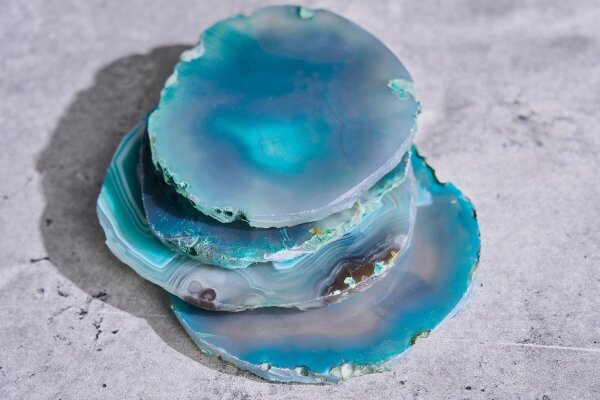 Set de 4 soucoupes en agate bleu-vert, travail manuel unique