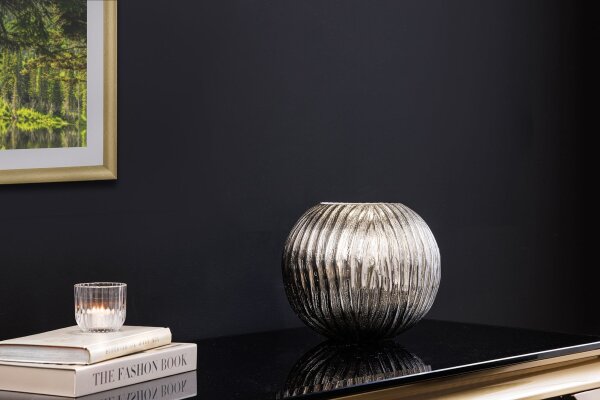 Vase décoratif rond Ø 24 cm en argent fait main martelé pièce unique