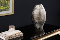 Deko Vase Metall H: 32 cm in Silber Handarbeit Hammerschlag