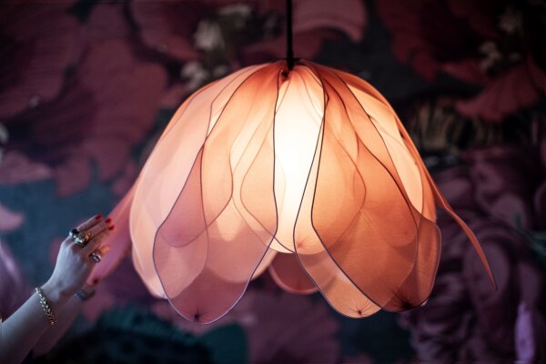 Hängeleuchte Stoff 80 cm breit H: max. 120 cm biegsam Rosa