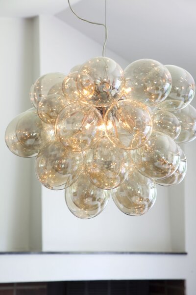 Lampe à suspendre verre fumé métal 62 cm de large 3-flamme G9