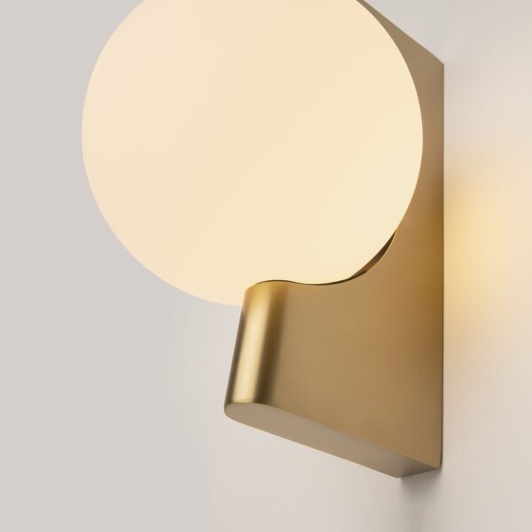Wandlampe Glas Metall Messing H:30 cm G9 Kugel Modern