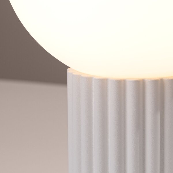 Runde Tischlampe Glas Weiß G9 19 cm Kugel blendarm