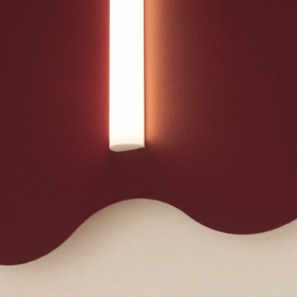 Wandlampe Burgund Stahl S14d H:66 cm Modern dekorativ