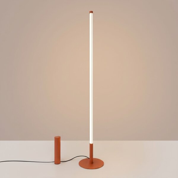 LED Stehlampe dimmbar Ockerrot 3000K H:150 cm Ø3,5 cm