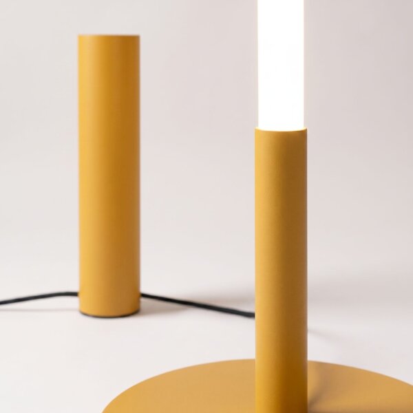 LED Stehleuchte dimmbar Gelb Stahl 3000K 150 cm Ø3,5 cm