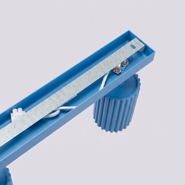 Deckenspot schwenkbar Aluminium Hellblau GU10 L:45cm