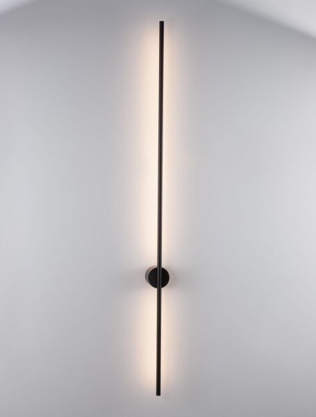 LED Wandleuchte Schwarz 120 cm hoch indirekt warmweiß