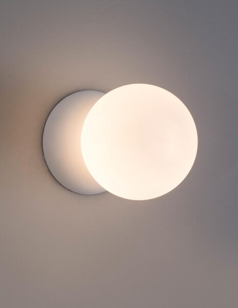 Wandlampe rund G9 10 cm breit Weiß Glas Gips SPENCER Kugel