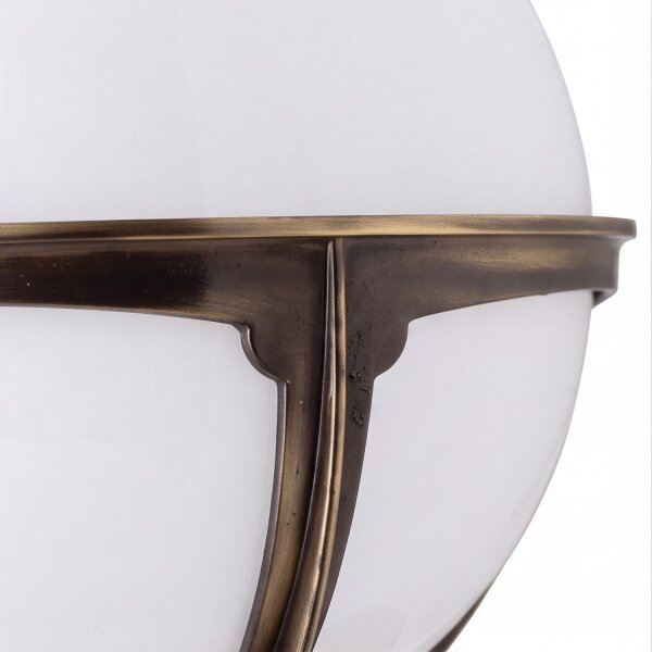 Elegante Wandleuchte Messing Vintage Kugel Schirm